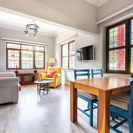 公寓 Fascinating Flat Near Hadrians Gate 安塔利亚