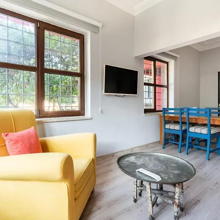 公寓 Fascinating Flat Near Hadrians Gate 安塔利亚