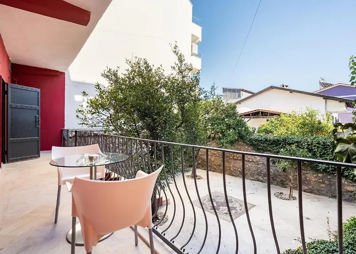 Fascinating Flat Near Hadrians Gate Daire